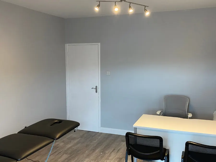 A second treatment room at the BodyMechanics clinic